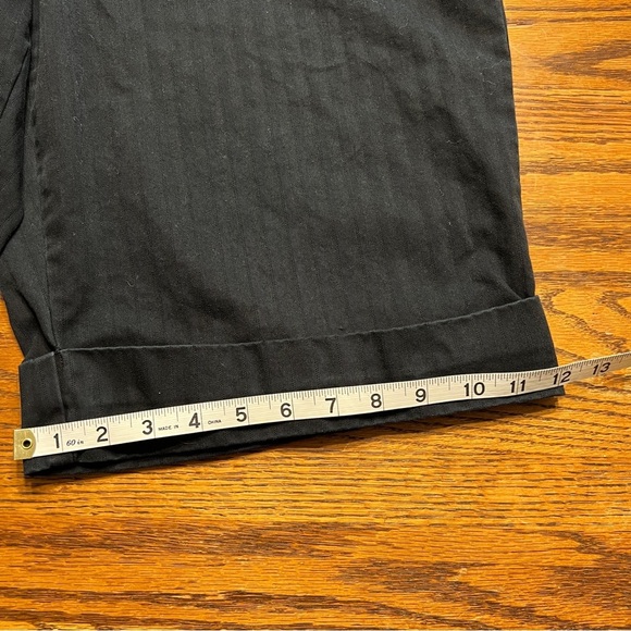 Old Navy Black Flat Bermuda Shorts Y2K - Picture 7 of 11